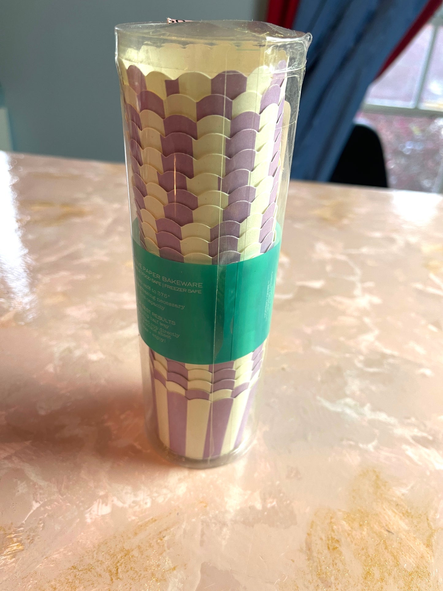 BUY NOW - PURPLE WHITE STRIPED CUPCAKE DESSERT CUPS PARTY