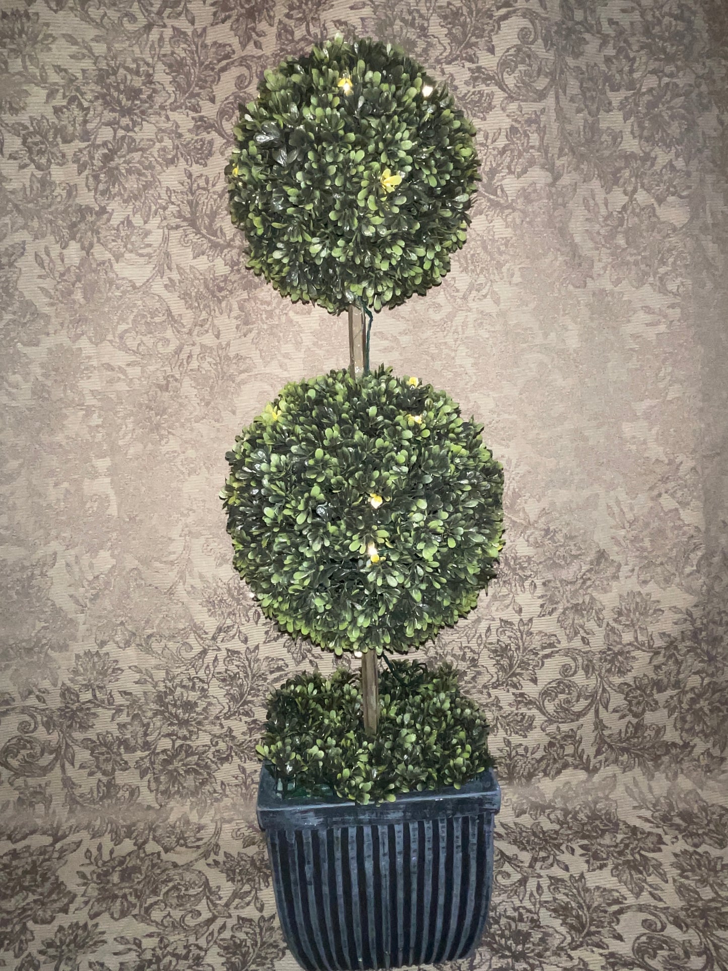 TREE RENTAL GREENERY TOPIARY SHRUBBERY LIGHTED PLANTER