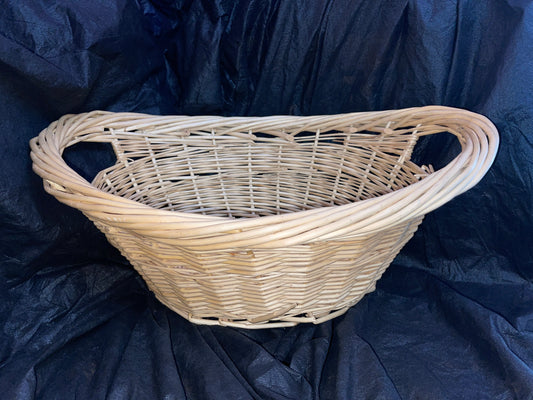 BASKET RENTAL TAN WICKER WOVEN OVAL BASKET HANDLE