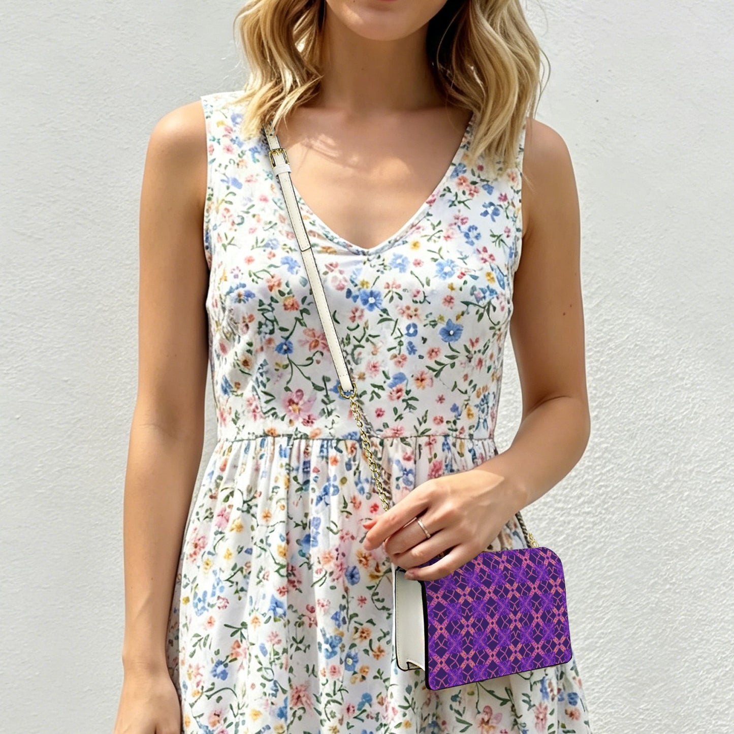 Mini Crossbody Chain Bag