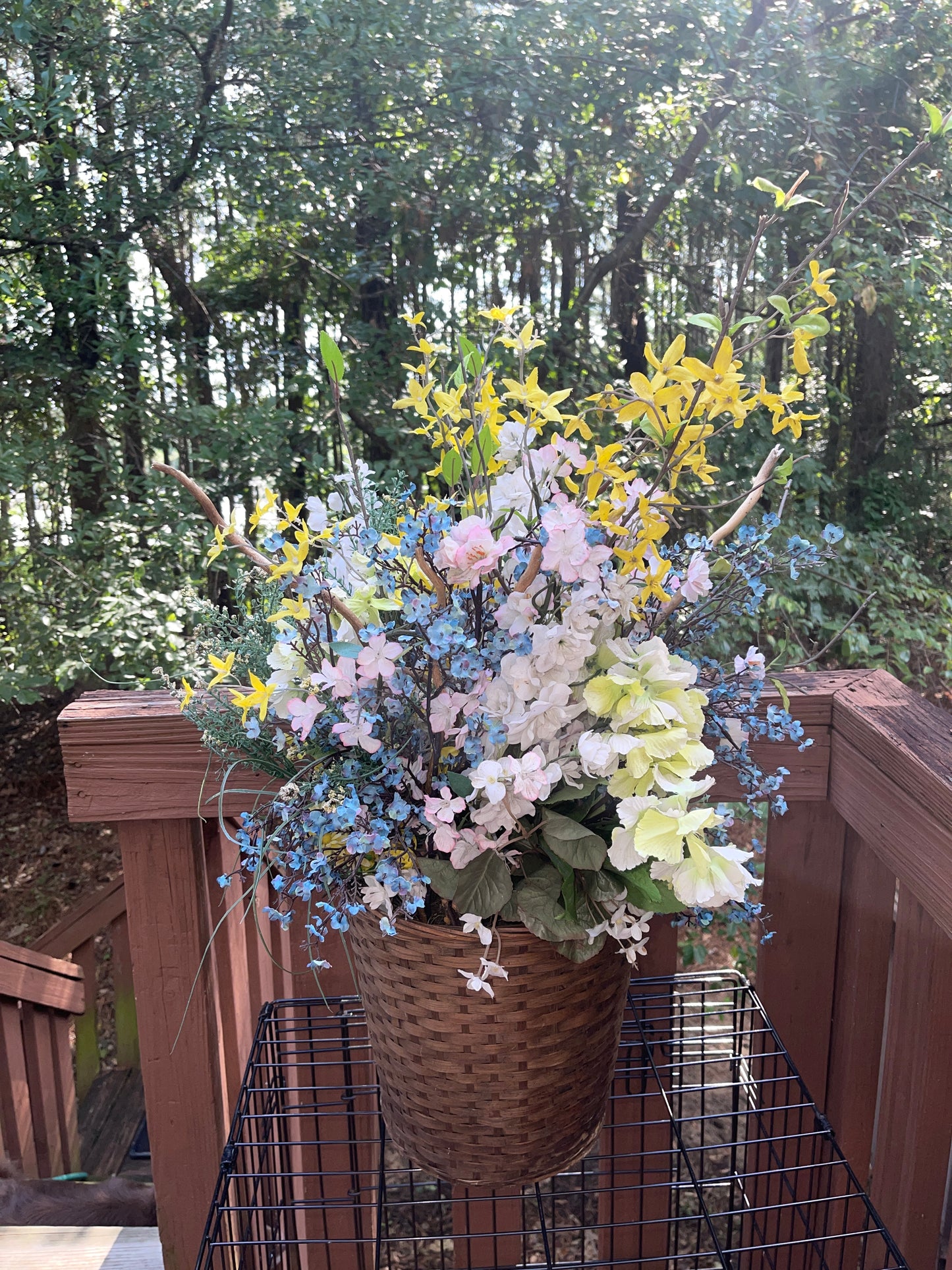 FLORAL RENTAL flower mix large basket