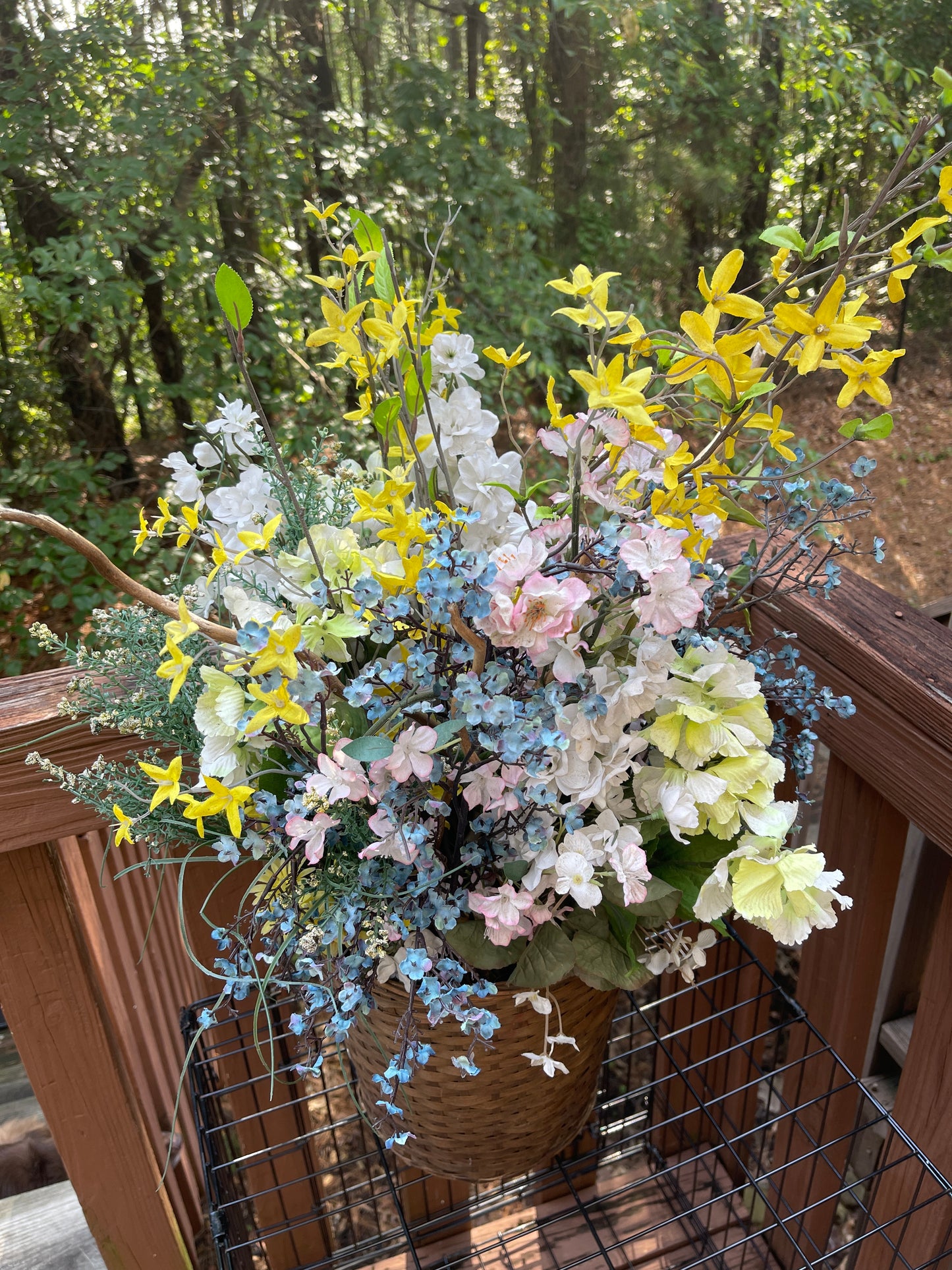 FLORAL RENTAL flower mix large basket