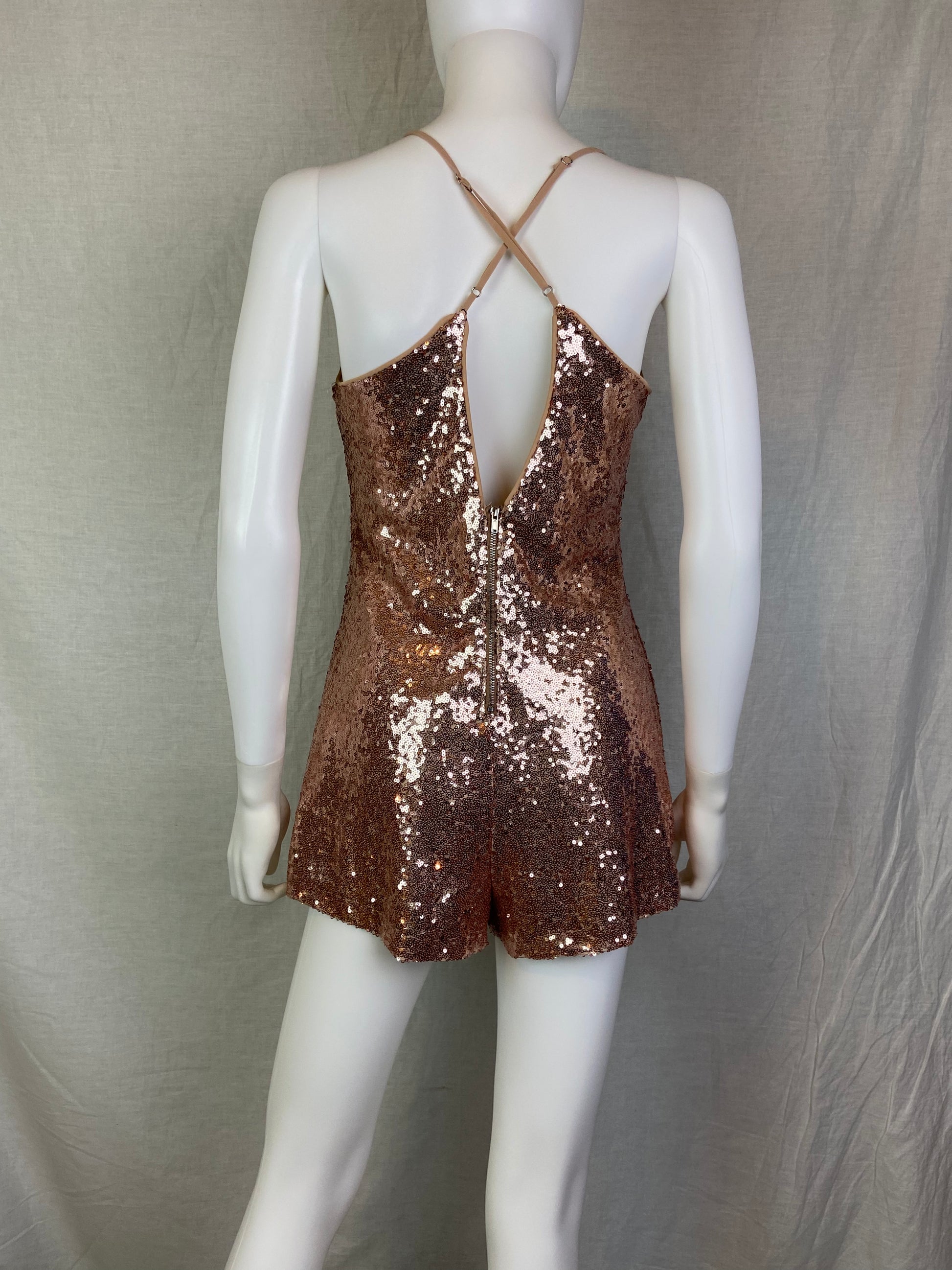 Forever 21 Champagne Gold Sequin Cocktail Shorts Romper ABBY ESSIE Forever 21 Champagne Gold Sequin Cocktail Shorts Romper ABBY ESSIE