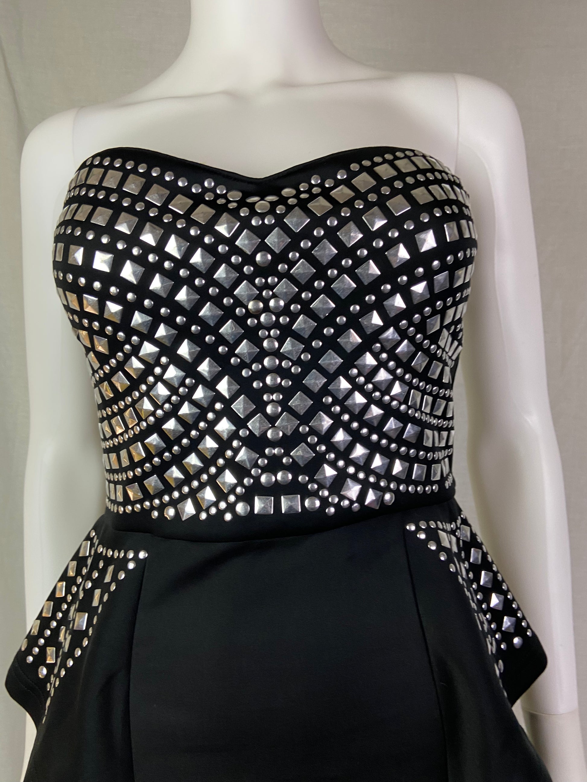BEBE Black Silver Studded Peplum Cocktail Mjni Dress ABBY ESSIE BEBE Black Silver Studded Peplum Cocktail Mjni Dress ABBY ESSIE